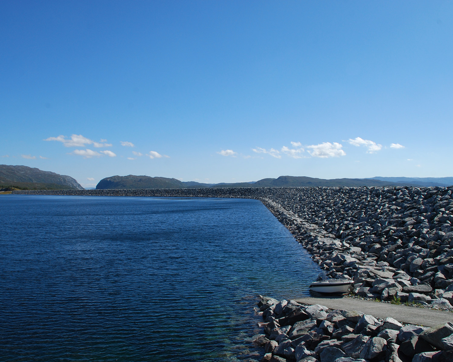 Upstream view of Songa dam